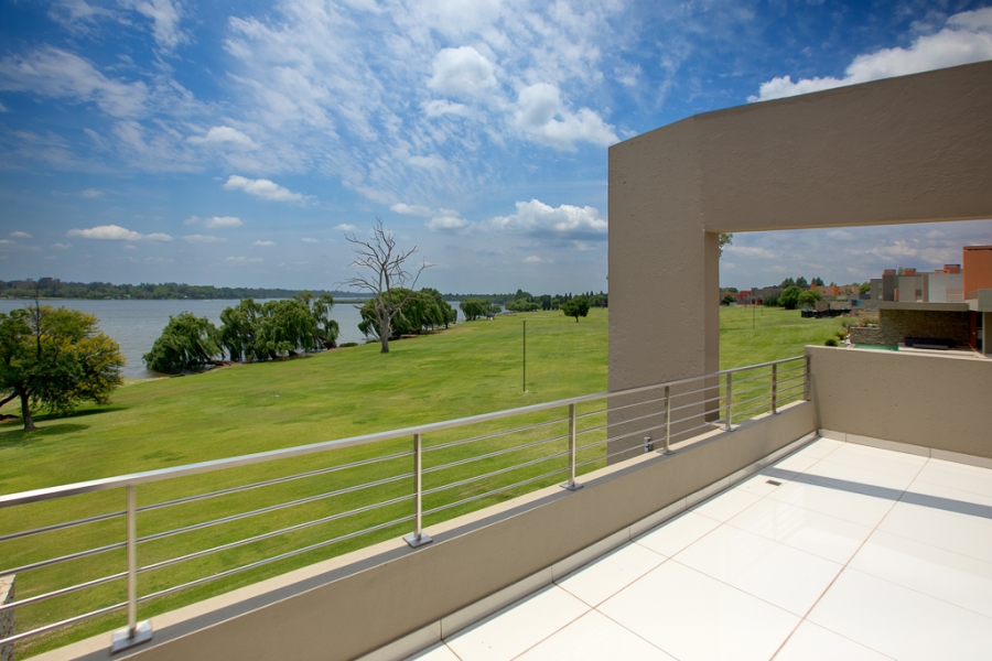 5 Bedroom Property for Sale in Waterford Golf and River Estate Free State